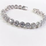  B038 Lắc tay halo tròn đá 