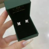  EX560 4mm Bông tai 4 cánh 