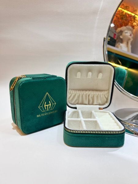  PK035 hộp đựng trang sức nhung màu xanh logo HTJ 