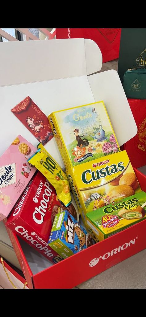 QT010 Hộp quà tết