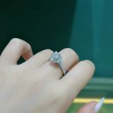  RX626 6mm Nhẫn nữ hoa đá 