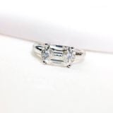  RX568 FULL MOIS Nhẫn nữ Emerald 7*9mm 