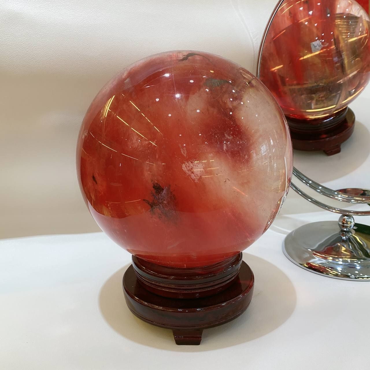  VP005 QUẢ CẦU THUỶ TINH NÚI LỬA 