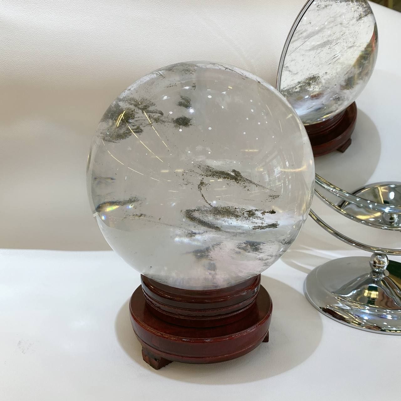  VP007 QUẢ CẦU THUỶ TINH TRẮNG 