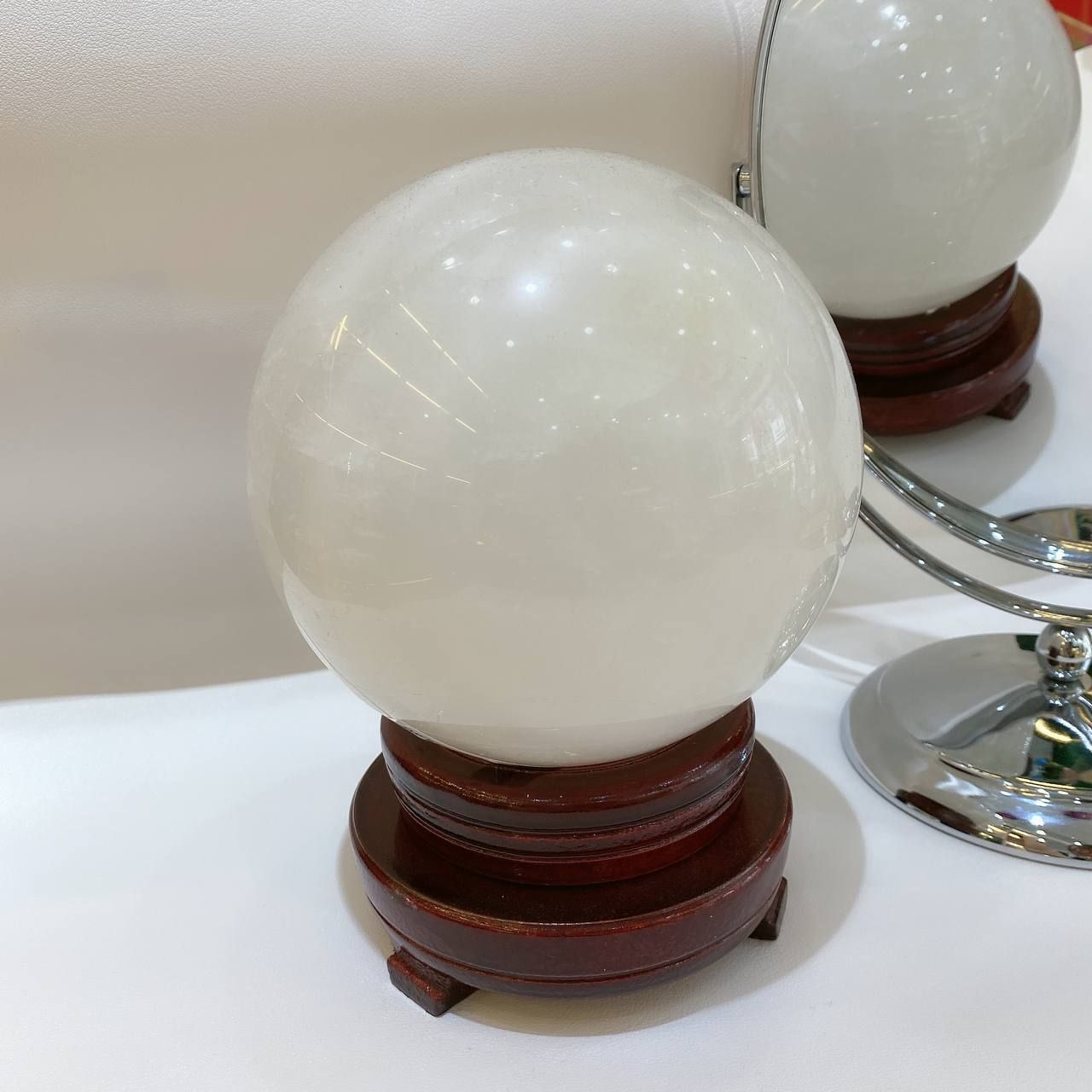  VP004 QUẢ CẦU THẠCH ANH TRẮNG 