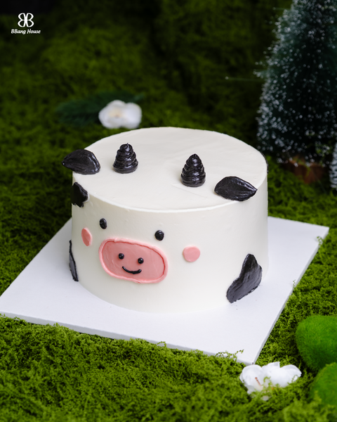 BÁNH KEM HÌNH CON BÒ SỮA