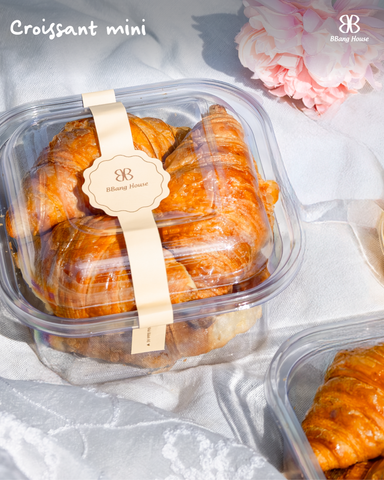  CROISSANT CHẤM SỐT PHÔ MAI 