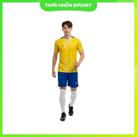  Áo đá bóng Strivend V9 