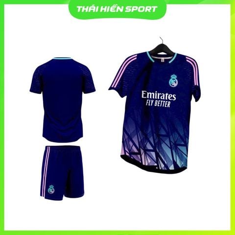  Áo đá bóng Real Madrid 