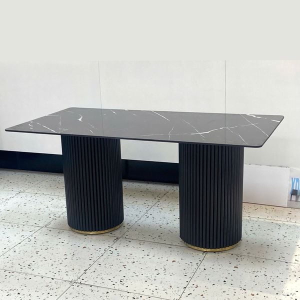 Bàn ăn XDAILY - Moon dining table