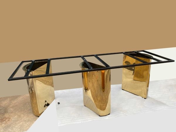 Bàn ăn XDAILY - Wedge dining table