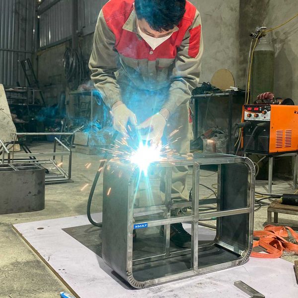 Bàn trà XDAILT | BOW coffee table