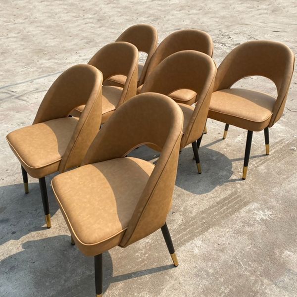 Ghế ăn Saarinen E40