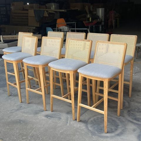 ghế-bar-tựa-mây