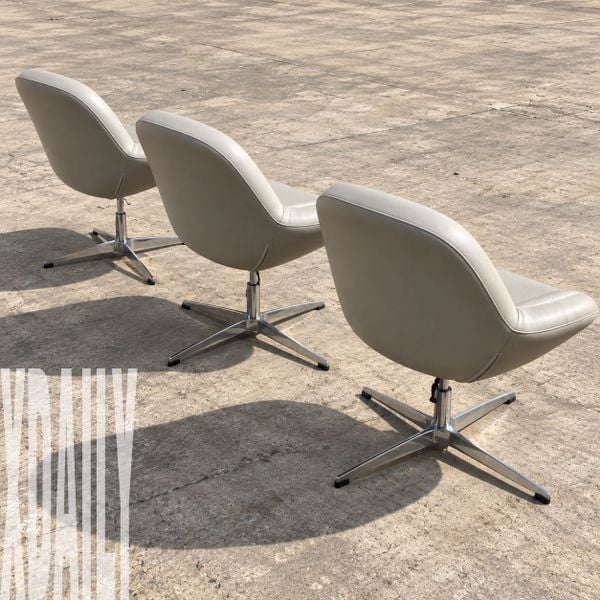 Ghế chân xoay XDAILY | CAMIRA chair