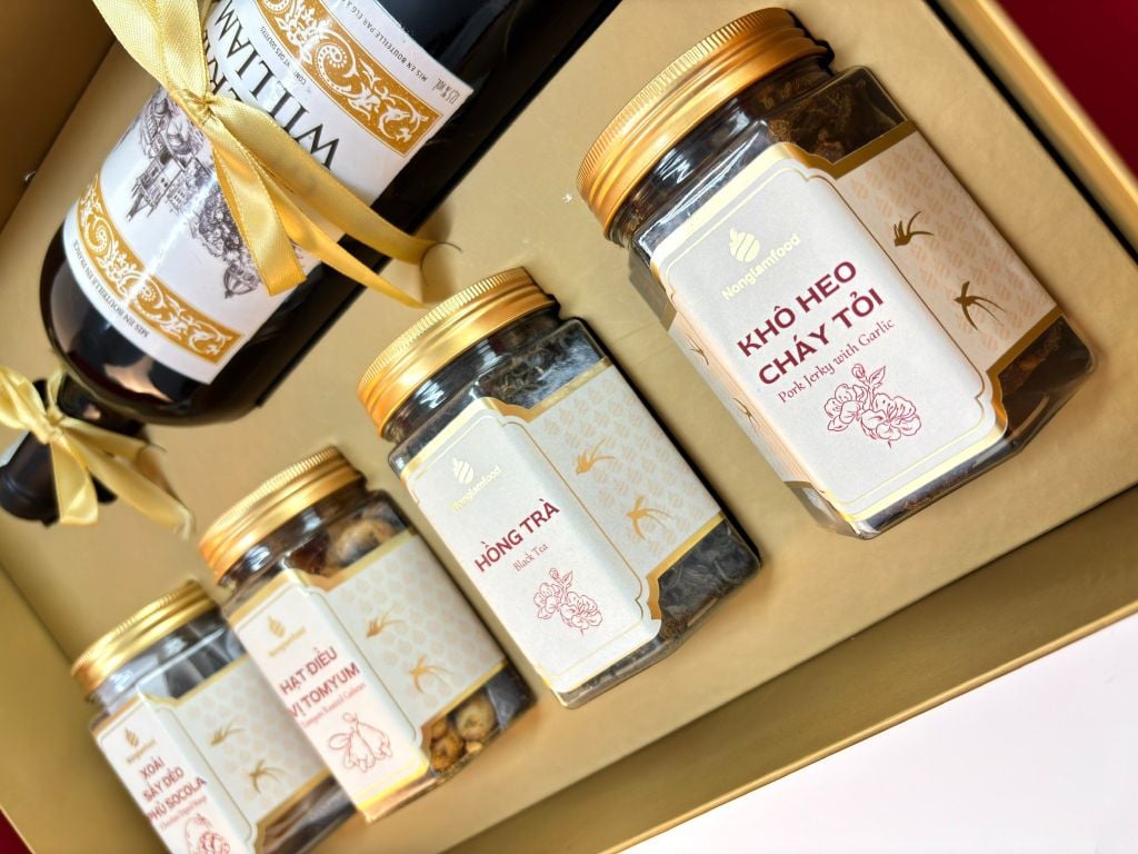 Bộ quà tết 2026 - VƯỢNG PHÁT 01 | Set Quà Tết Nonglamfood | Vẹn Nguyên Hương Tết – Gắn Kết Yêu Thương