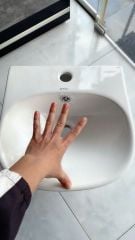 Chậu rửa mặt treo tường nhỏ 35cm – Men nano chống bám, tiết kiệm diện tích