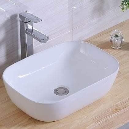 Chậu Lavabo Đặt Bàn LV8417 – Thiết Kế Sang Trọng, Nhỏ Gọn Cho Phòng Tắm Hiện Đại