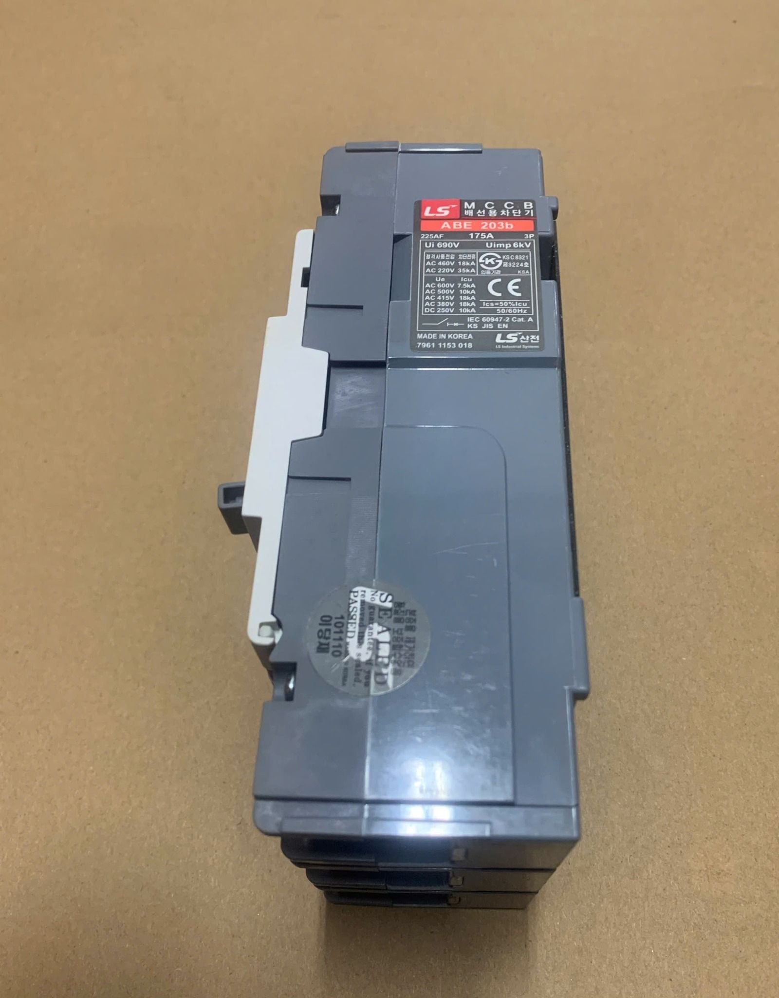 Aptomat ABE 203b 175A 3P, Hãng LS, Made in Korea – oceantech