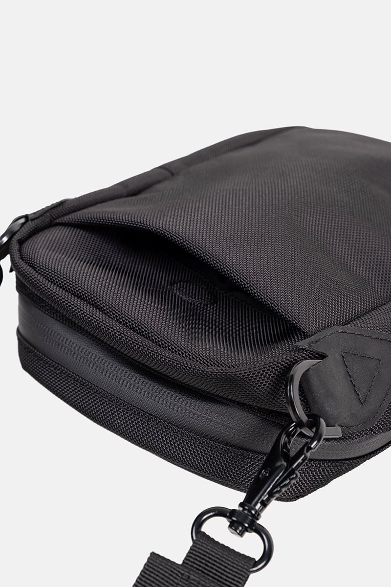  Túi Đeo Chéo Nam BA25FH08P-BB 