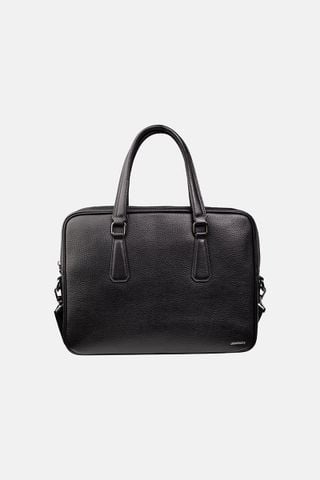 mau_BLACK