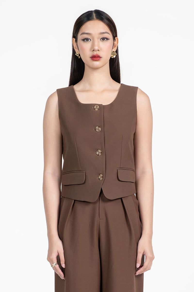  Áo Blouse Nữ Cổ Vuông Không Tay – FWBL25FH04D 