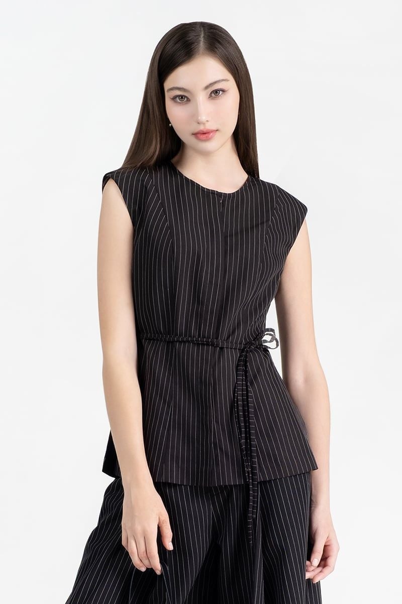  Áo Blouse Sườn Xẻ Thắt Eo - FWBL26SS02C 