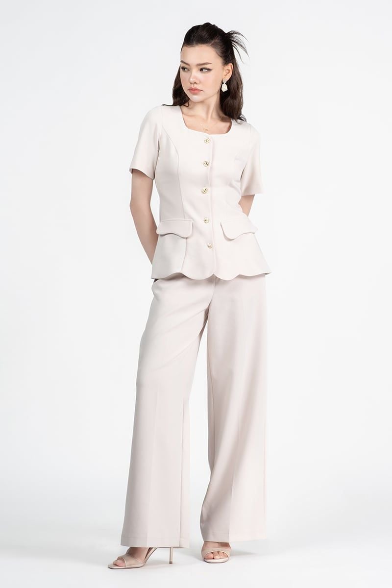  Áo Blouse Cổ Vuông Thanh Lịch - FWBL26SS04C 