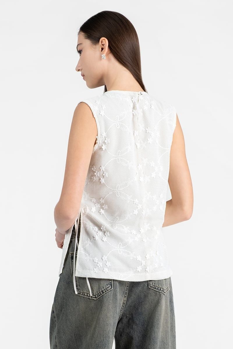  Áo Blouse Ren Không Tay Nhẹ Nhàng - FWBL26SS12D 