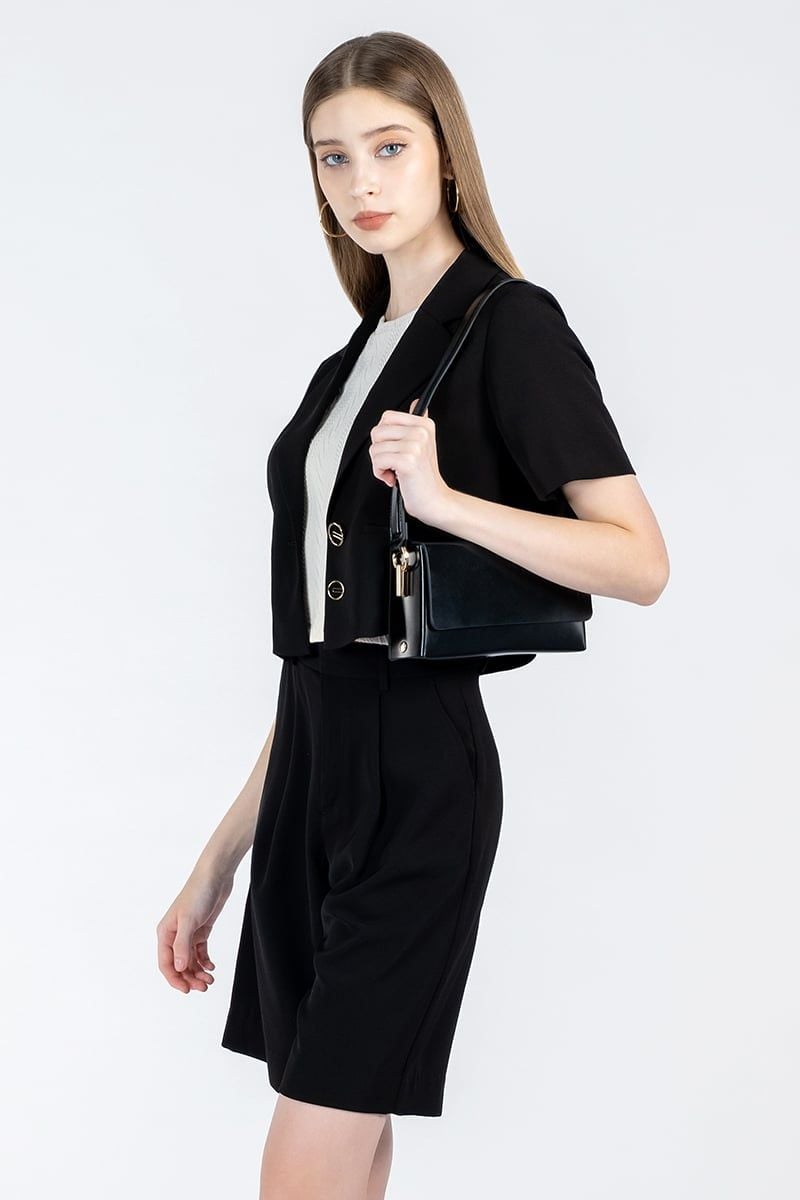  Áo Blazer Nữ Dáng Croptop FWBZ24SS03C 
