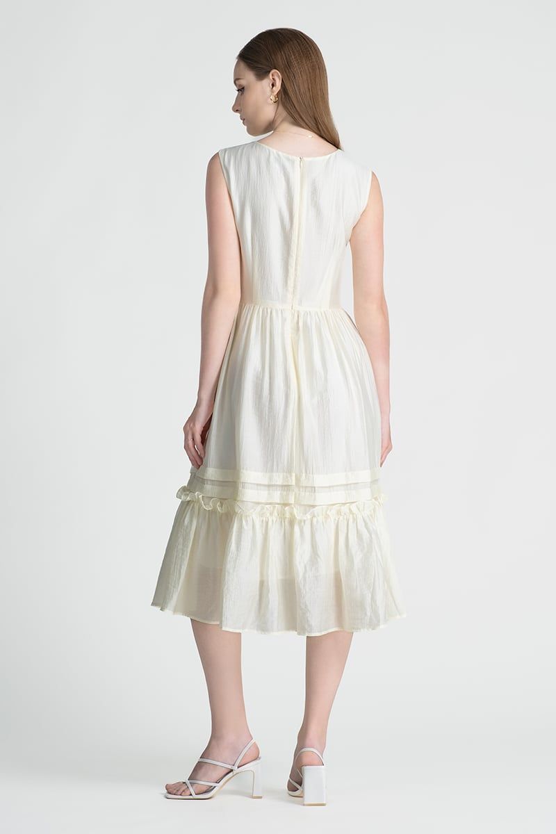  Đầm Dáng Dài Nhún Eo – FWDR25SS24G 