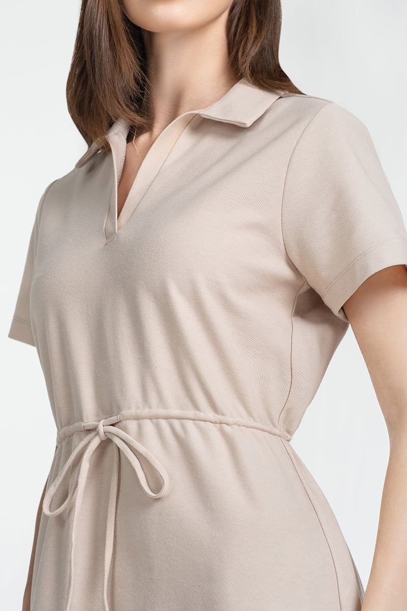  Đầm Dáng Suông Cổ Polo FWDR25SS26G 