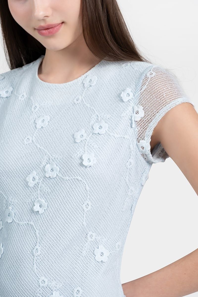 Đầm Midi Ren Hoa Xanh Nhạt Thanh Lịch - FWDR26SS15D 