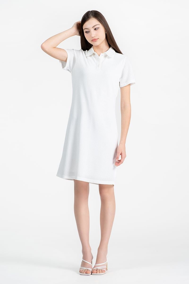  Đầm Polo Vải Waffle Cổ Viền Sò FWDR26SS17C 