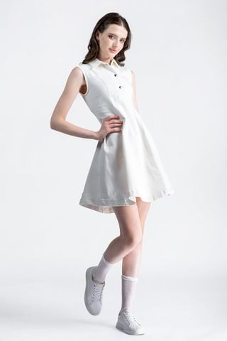 mau_WHITE