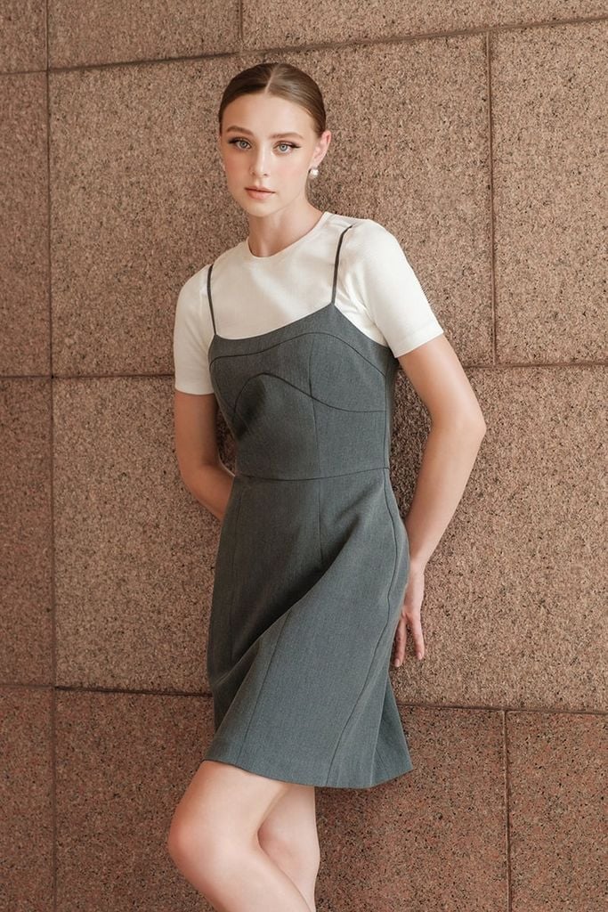 mau_DARK GREY