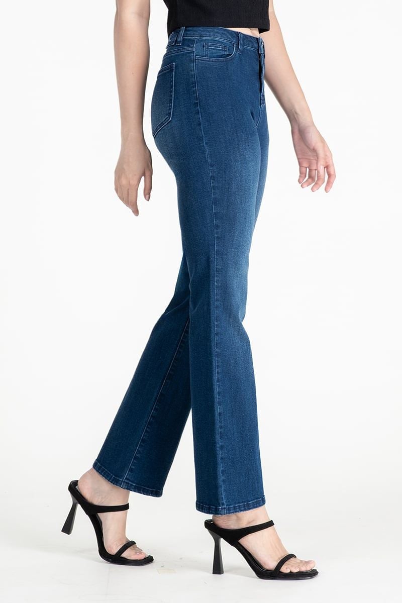  Quần Jeans Ống Loe Tôn Dáng – FWJN25FH03C 
