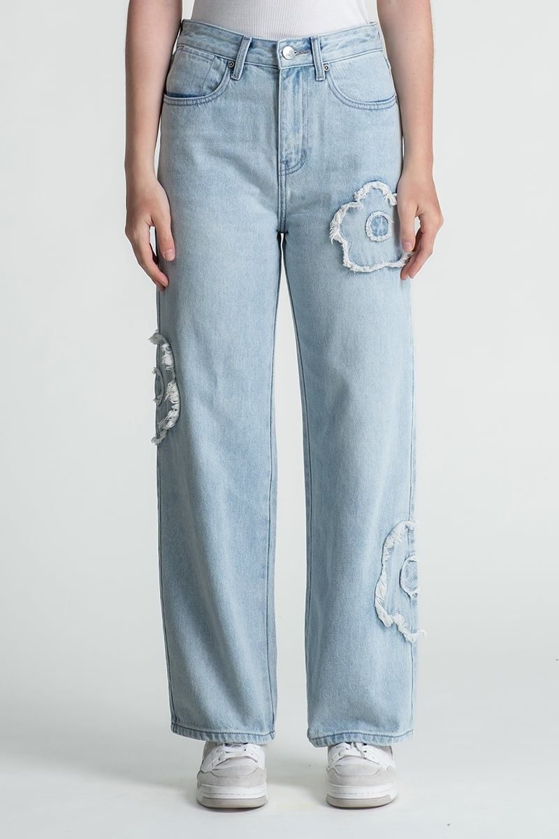  Quần Jeans Xanh Hoa Đắp Vải Trần Chỉ FWJN25FH04G 