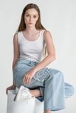  Quần Jeans Xanh Hoa Đắp Vải Trần Chỉ FWJN25FH04G 