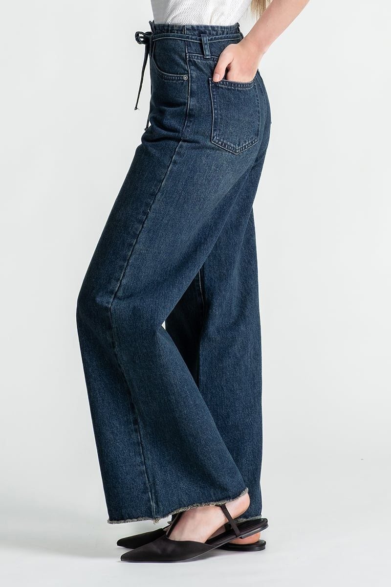  Quần Jeans Ống Rộng – FWJN25FH05G 