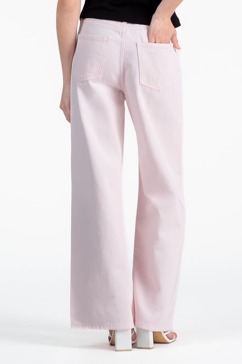  Quần Jeans Nữ Straight Fit – FWJN26SS07C 