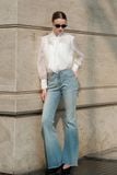  Quần Jeans Ống Loe Gấu Tua Rua FWJN26SS16D 