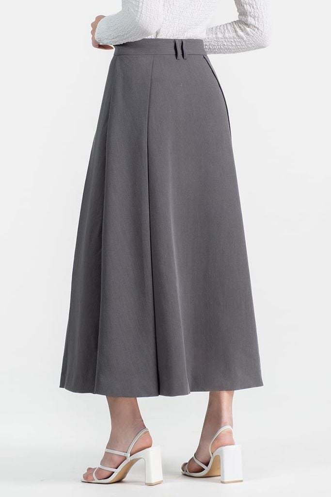 mau_GREY