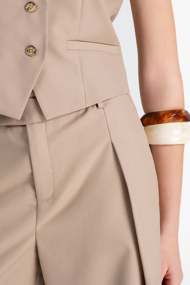  Quần Tây Bermuda Thanh Lịch – FWSP25FH06D 