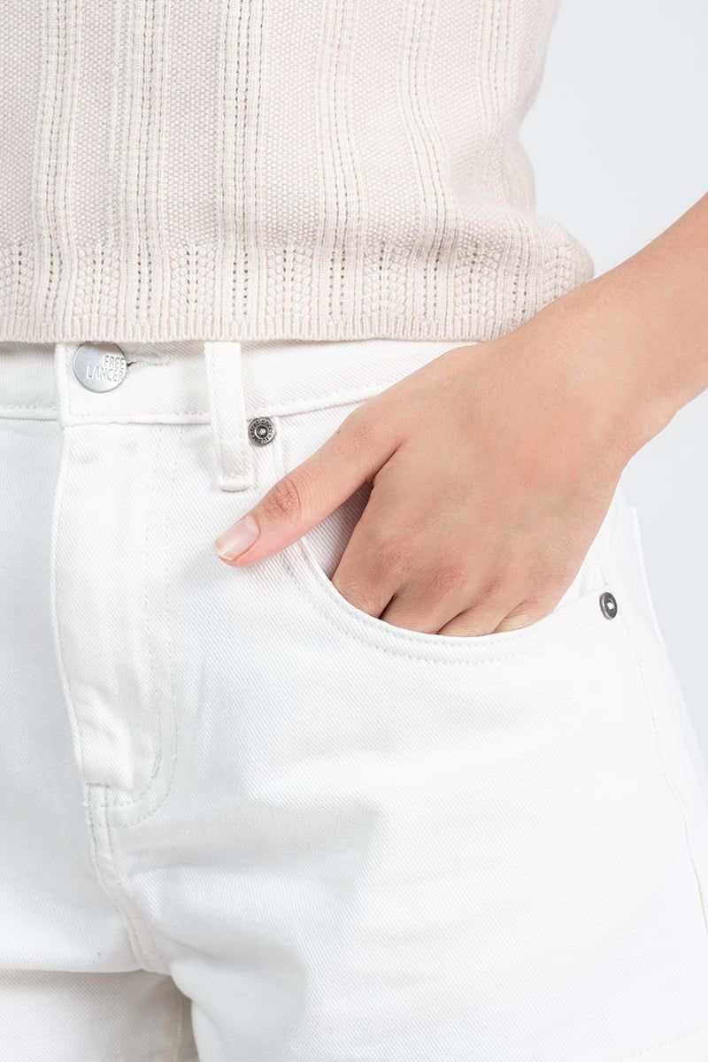  Quần Short Trắng Năng Động FWSP26SS07D-J 