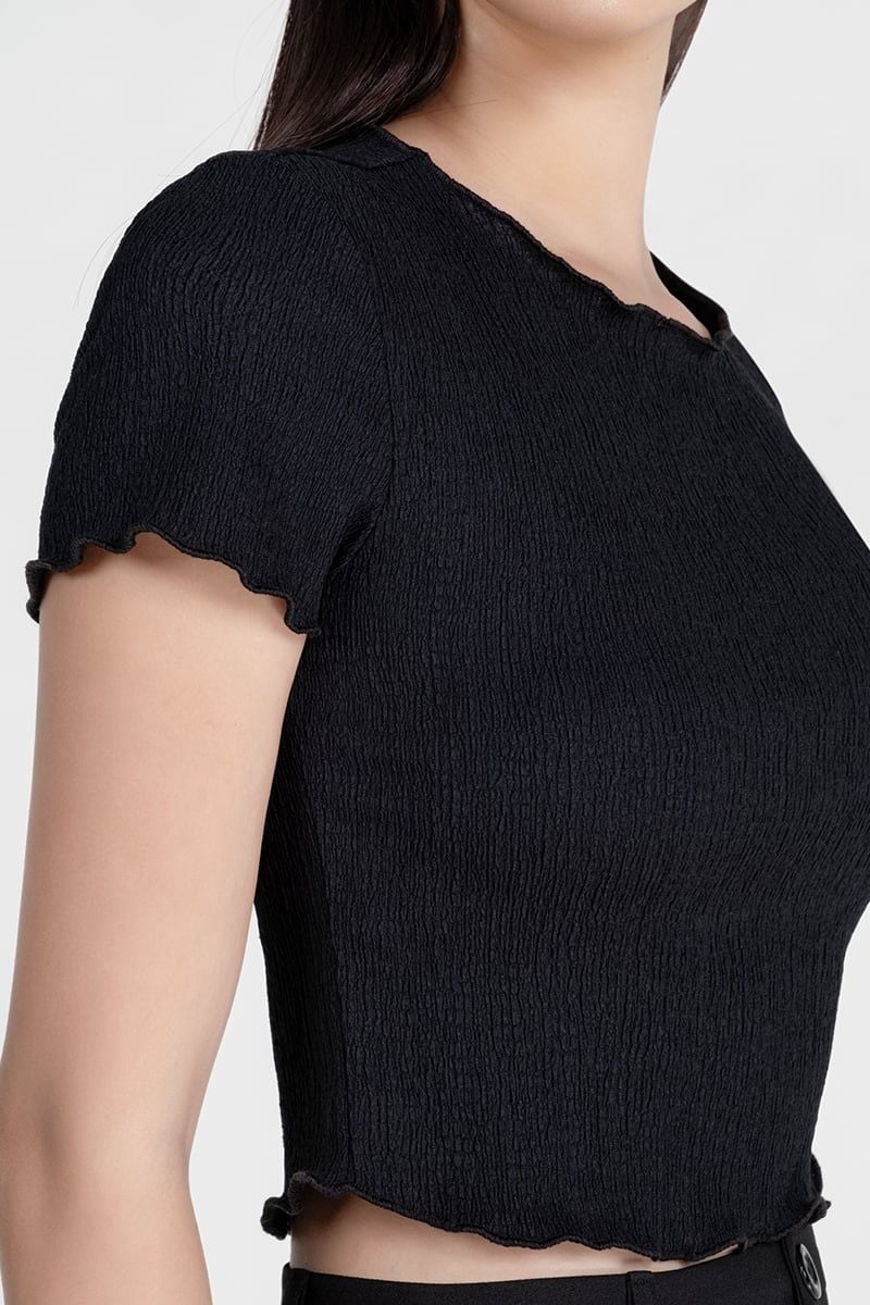  Áo Thun Ôm Ngắn Tay – FWTS25FH13C 