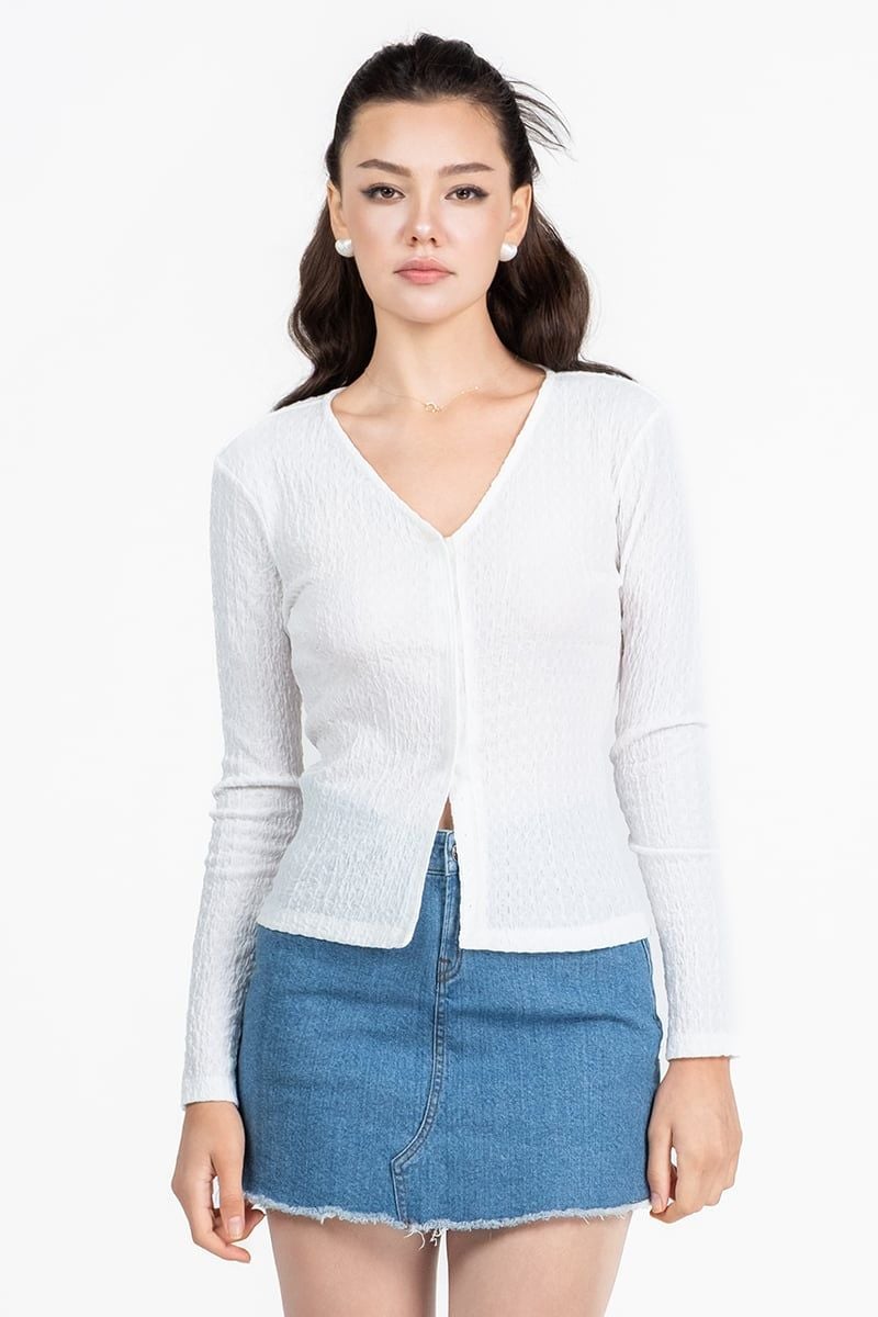  Áo Thun Cổ V Form Ôm FWTS26SS05C 