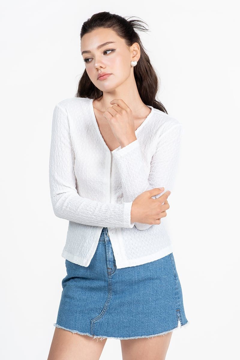  Áo Thun Cổ V Form Ôm FWTS26SS05C 