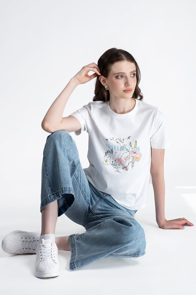  Áo Thun Hoạ Tiết Thời Trang - FWTS26SS21C 