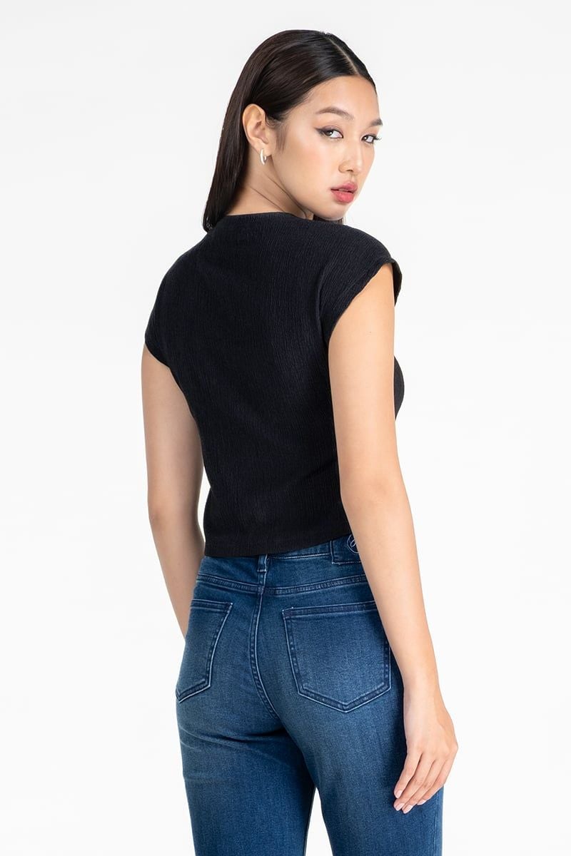  Áo Thun Croptop Không Tay – FWTT25FH01G 